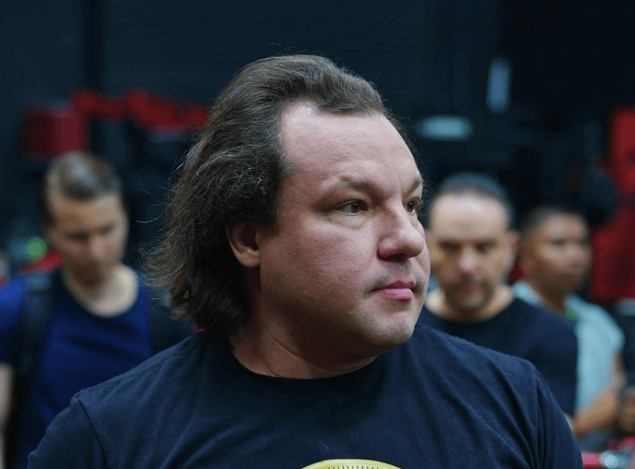Derek Moneyberg